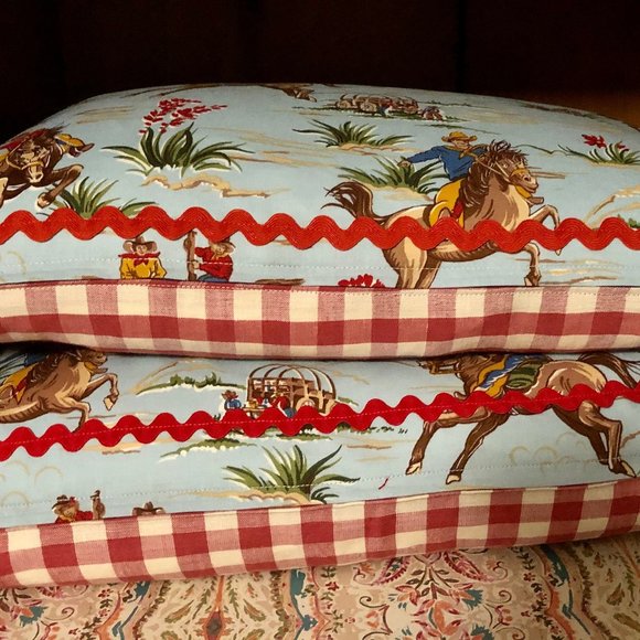 Two Handmade Pillow with Down/feather Inserts